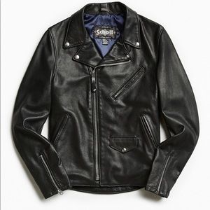 Schott X UO Pebbled Leather Perfecto Jacket
